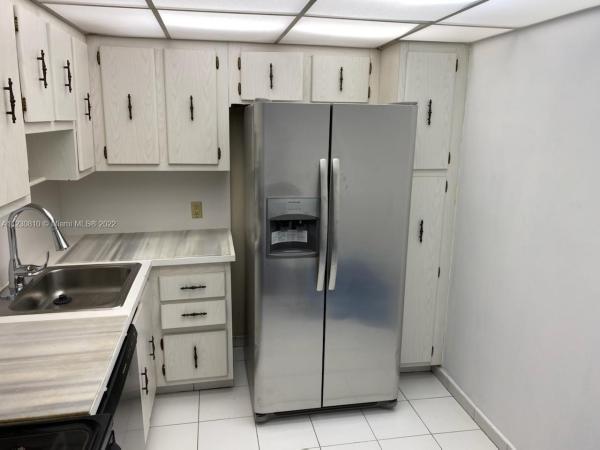 Coronado Tower 3, 20379 W Country Club Dr #134, Aventura, Florida 33180, image 1