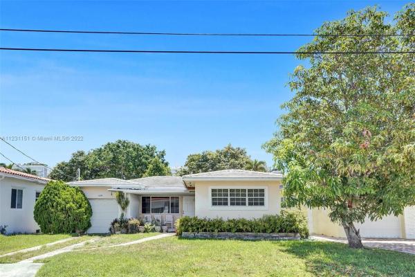 Altos Del Mar, 9009 Byron Ave, Surfside, Florida 33154, image 2