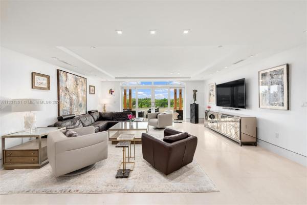 Residences At Vizcaya, 3535 Hiawatha Ave #605, Miami, Florida 33133, image 1