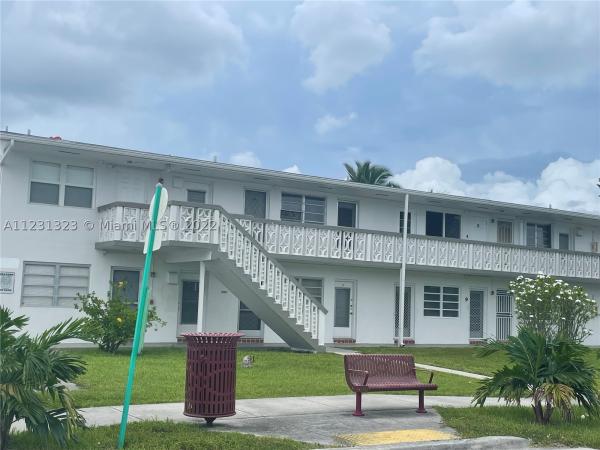 Romont Gardens Andover, 12 NE 204th St #15, Miami Gardens, Florida 33179, image 1