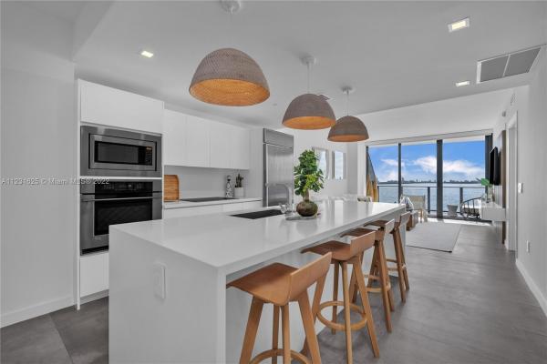 Icon Bay, 460 NE 28th St #706, Miami, Florida 33137, image 2