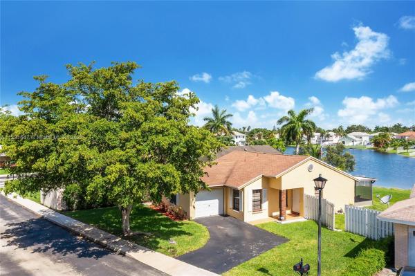 Blue Ridge, 1061 Seabrook Ave, Davie, Florida 33325, image 2