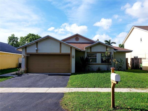 Lakeside Key, 10011 SW 9th Ct, Pembroke Pines, Florida 33025, image 1