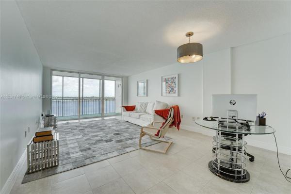 Royal Bahamian East, 1175 NE Miami Gardens Dr #707, Ojus, Florida 33179, image 1