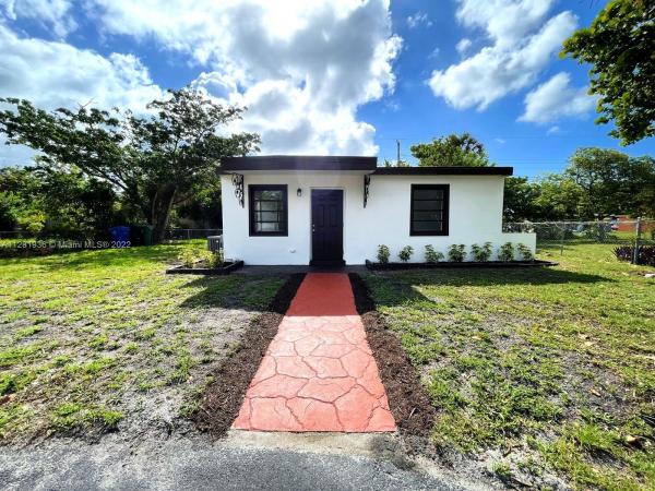 Lauderdale Manor Homesites, 1740 NW 25th Ave, Fort Lauderdale, Florida 33311, image 1