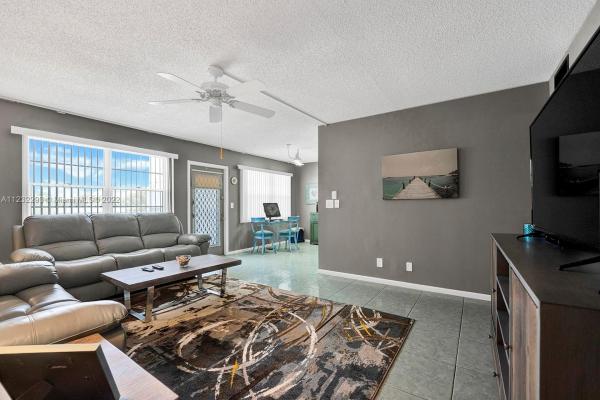 Ventnor, 3022 Ventnor H, Deerfield Beach, Florida 33442, image 2