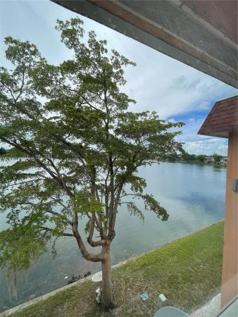 18900 NE 3rd Ct #535, Unincorporated Dade County, Florida 33179, image 2