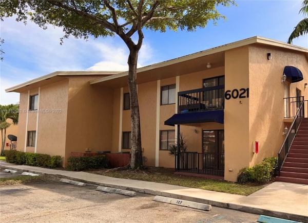 The Laurels At Sherwood, 6021 N 10th Ave N #110, Greenacres, Florida 33463, image 1