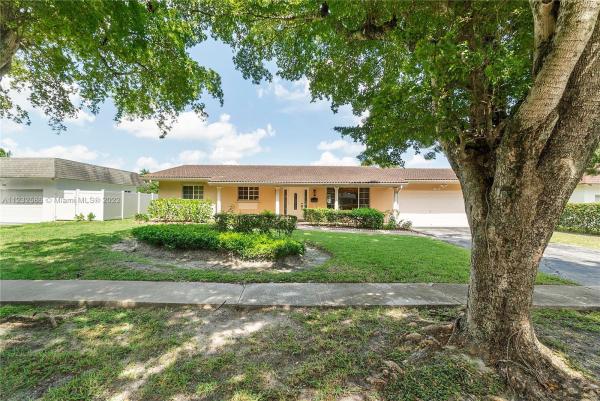 Mirror Lake Estates, 1230 NW 74th Ave, Plantation, Florida 33313, image 2