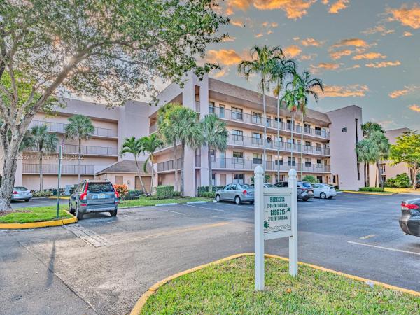 Sunrise Lakes 4, 2705 NW 104th Ave #406, Sunrise, Florida 33322, image 1