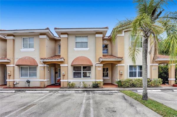 Kendale Lakes No HOA, 6377 SW 138th Path, Kendale Lakes, Florida 33183, image 2