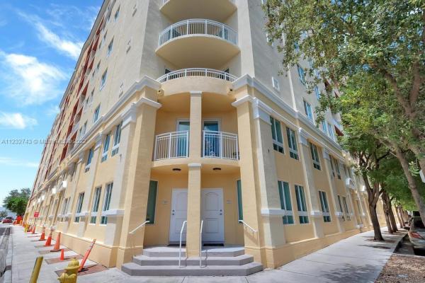 Toscano At Dadeland, 7375 SW 90th St #TH107, Kendall, Florida 33156, image 1