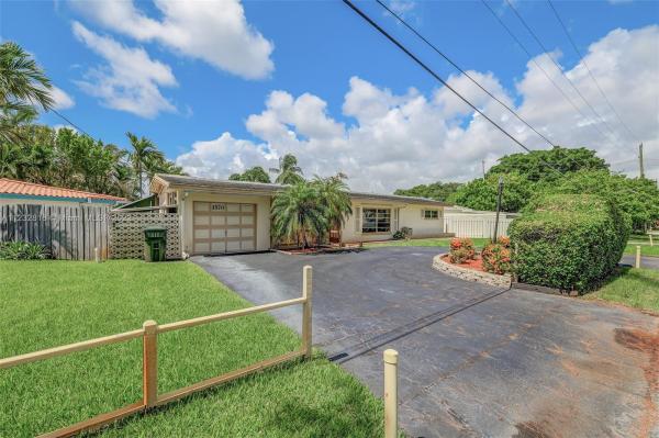 Coral Brook, 1570 NE 30th Pl, Oakland Park, Florida 33334, image 1