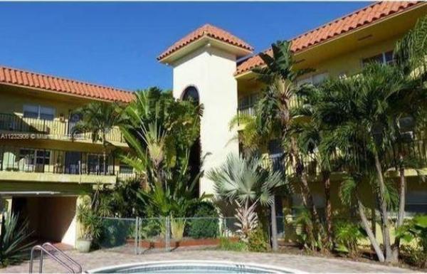 Southdale, 1100 NE 9th Ave #302, Fort Lauderdale, Florida 33304, image 1