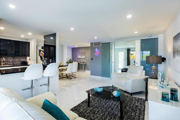 Lenox Towers, 1030 9th St #404, Miami Beach, Florida 33139, image 1