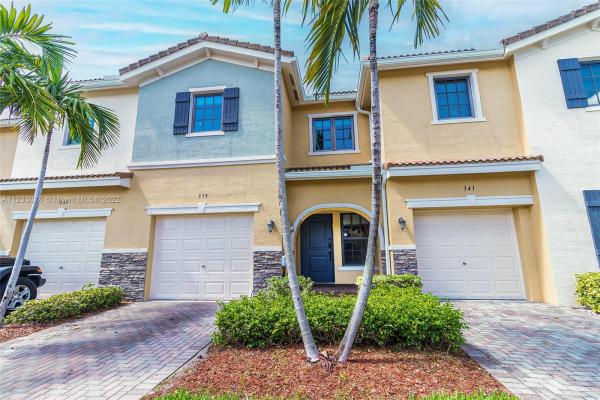 Champion Lakes, 339 NE 194th Ln 0, Ives Estates, Florida 33179, image 2