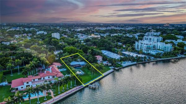 Bayshore, 5975 N Bayshore Dr, Miami, Florida 33137, image 1