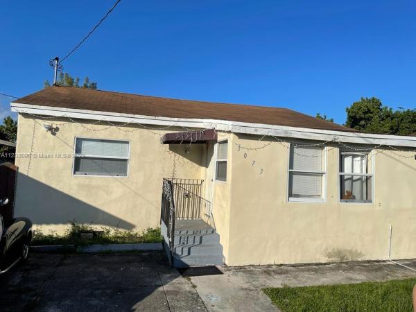 Hialeah Heights, 3073 NW 59th St, Brownsville, Florida 33142, image 2