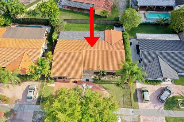 Tamiami Lakes, 13240 SW 20th St, Tamiami, Florida 33175, image 2