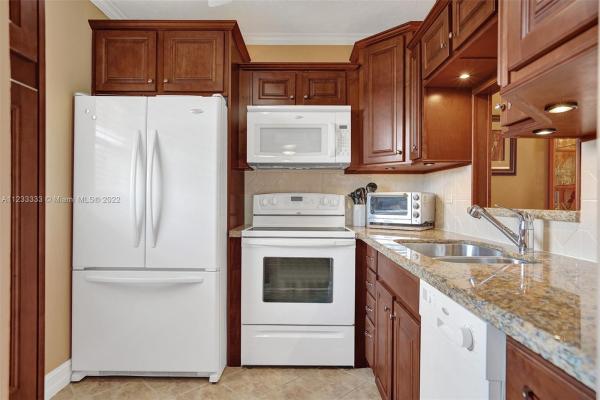 Ficus Gardens, 3530 NW 52nd Ave #605, Lauderdale Lakes, Florida 33319, image 1