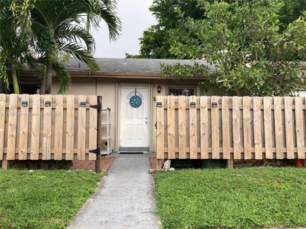Townhomes Of Audubon South, 1734 Sandpiper Blvd, Homestead, Florida 33035, image 1