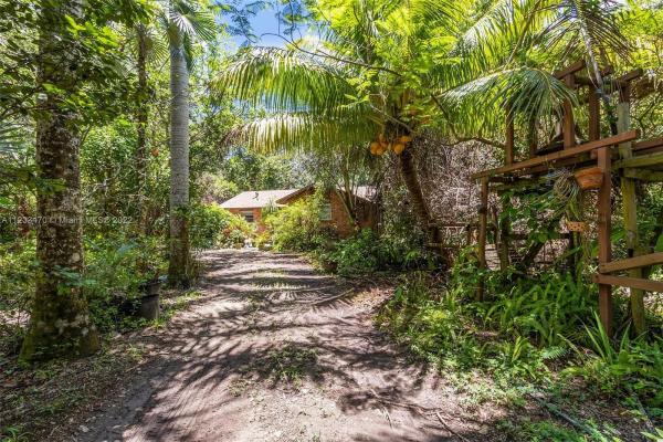 18050 SW 355th St, Unincorporated Dade County, Florida 33034, image 2