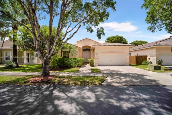 15822 SW 63rd Ter, Unincorporated Dade County, Florida 33193, image 2