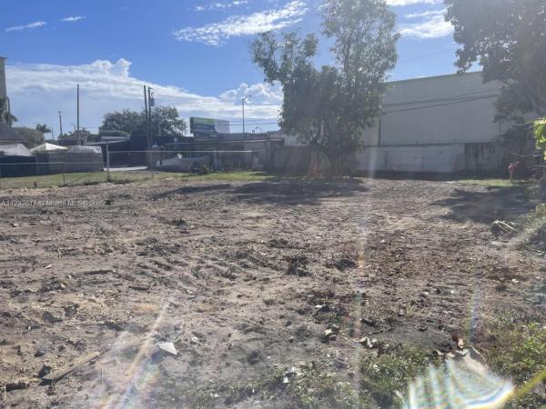 Twelfth Street Manors, 3620 NW Flagler Ter, Miami, Florida 33125, image 1
