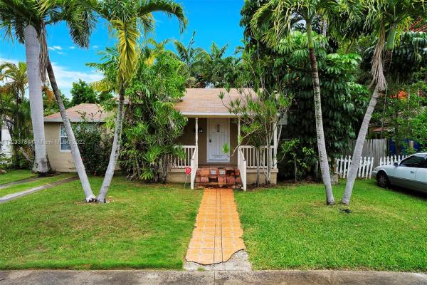 571 NE 110th Ter, Unincorporated Dade County, Florida 33161, image 2