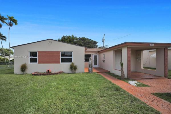 Park Road Manor, 3198 Cleveland St, Hollywood, Florida 33021, image 1