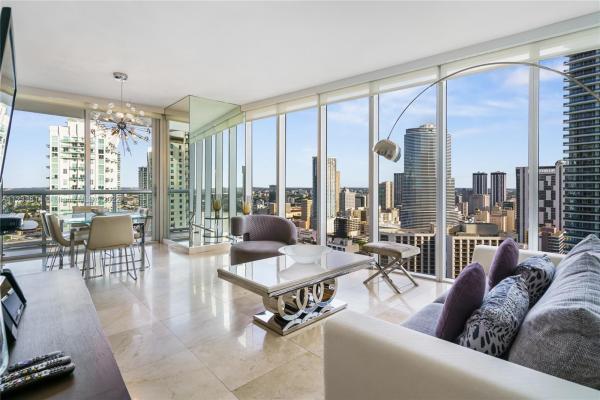 Icon Brickell Tower 3, 485 Brickell Ave, Miami, Florida 33131, image 2