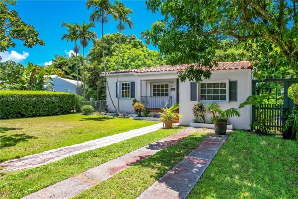 4370 SW 14th St, Unincorporated Dade County, Florida 33134, image 2