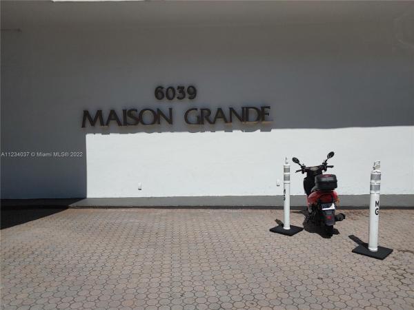 Maison Grande, 6039 Collins Ave #1633, Miami Beach, Florida 33140, image 2