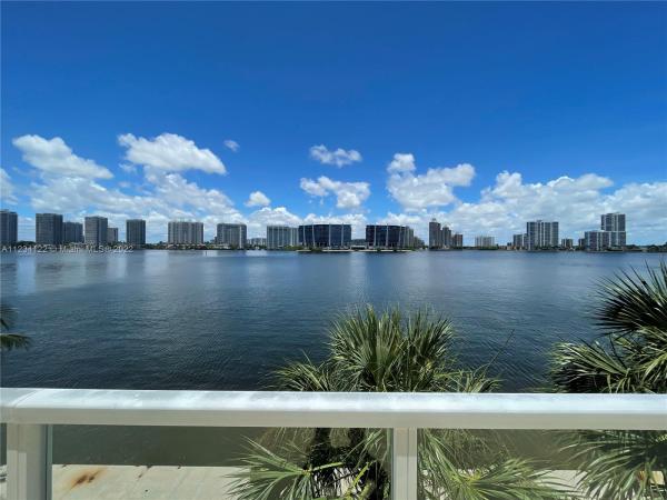 Marina Bay Club, 18100 N Bay Rd #308, Sunny Isles Beach, Florida 33160, image 1