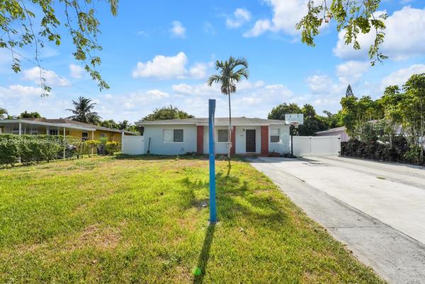 Carl Byoir, 16234 NE 9th Pl, North Miami Beach, Florida 33162, image 1