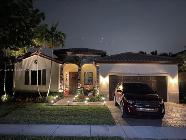 Sonoma At The Vineyards, 576 SE 35th Ter, Homestead, Florida 33033, image 2