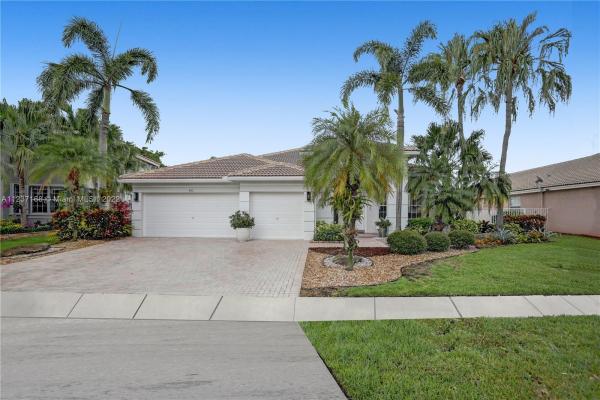 The Pointe At Pembroke Isles, 903 NW 167th Ave, Pembroke Pines, Florida 33028, image 1