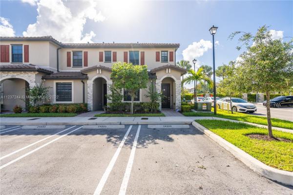 Isola, 24899 SW 113 Pl #, Princeton, Florida 33032, image 2