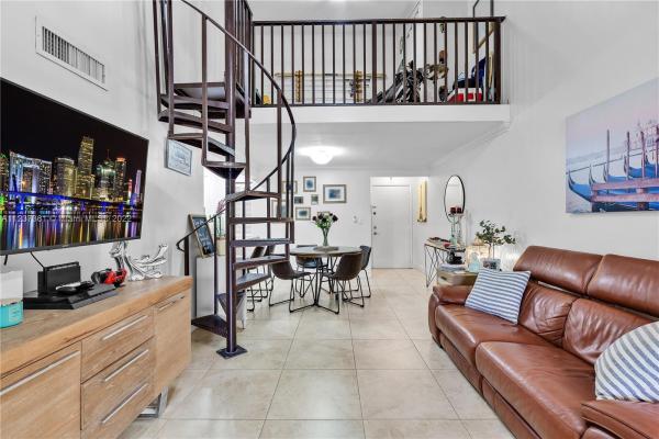 West Fontaine, 10249 NW 9th St Cir #204-8, Fountainebleau, Florida 33172, image 1