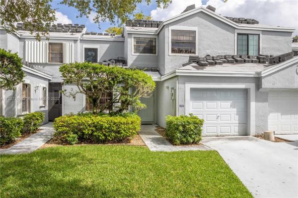 Waterford Isle At Woodmont, 8426 NW 78th Ct, Tamarac, Florida 33321, image 1