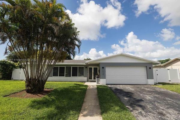 Flair, 4430 NW 13th Ct, Lauderhill, Florida 33313, image 2