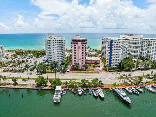 The Alexander Hotel, 5225 Collins Ave #1018 & 1118, Miami Beach, Florida 33140, image 1