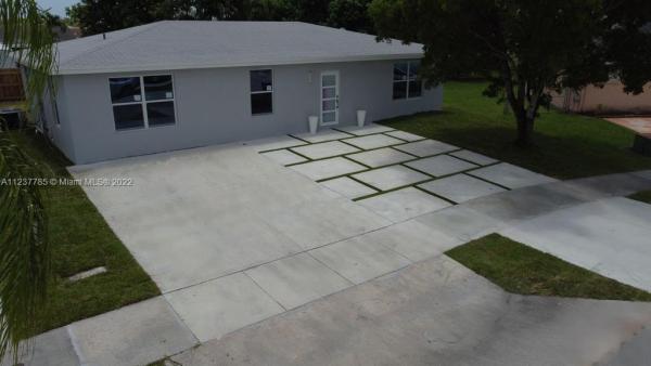 Oak Park, 20741 SW 122nd Pl, South Miami Heights, Florida 33177, image 2