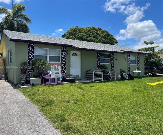 Gem Homes, 30030 SW 146th Ave, Leisure City, Florida 33033, image 1