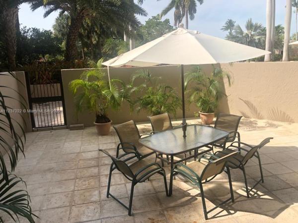 The EmeraldBay At Key Colony, 151 Crandon Blvd #127, Key Biscayne, Florida 33149, image 2