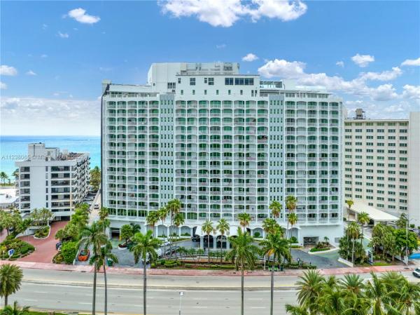 The Carriage House, 5401 Collins Ave #1020, Miami Beach, Florida 33140, image 2