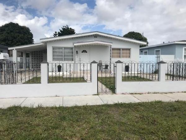 Industrial Center, 709 W 36th St, Hialeah, Florida 33012, image 1