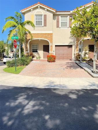 The Cove At Isles Of Bayshore, 22377 SW 89th Pl, Cutler Bay, Florida 33190, image 2