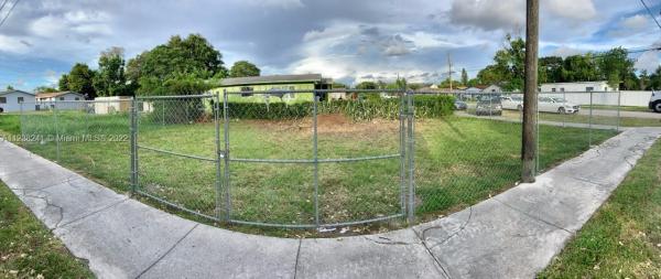 Hialeah Heights, 5707 NW 31st Ave, Brownsville, Florida 33142, image 1