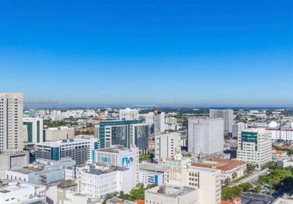 Centro, 151 SE 1st St #2404, Miami, Florida 33131, image 2